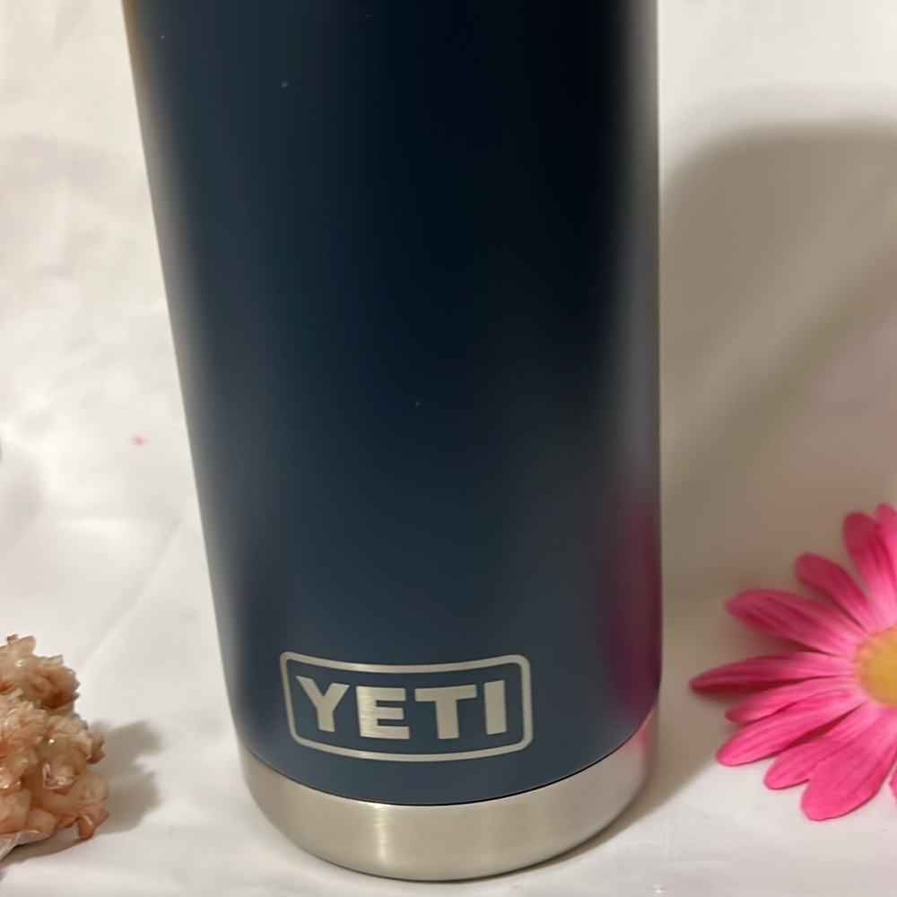 🆕 YETI tumblr 18oz /532ml - Picture 8 of 11